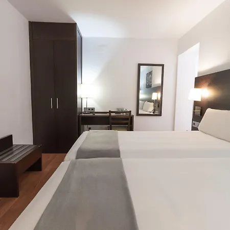 酒店 Alda Independencia 2*