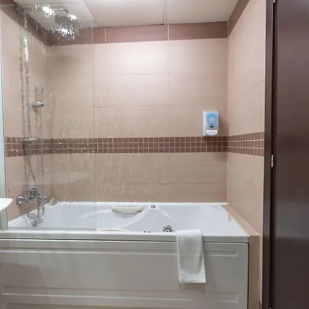 酒店 Alda Independencia 2*