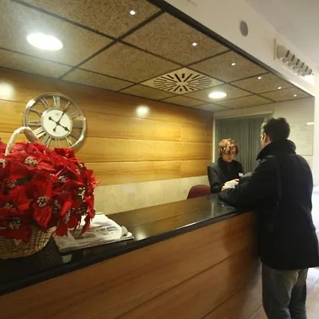 Alda Independencia 酒店 萨拉戈萨